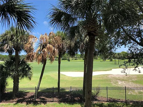 5035 Fairways Cir Photo 1