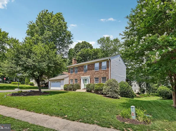 3446 Mount Burnside Way, Woodbridge, VA 22192