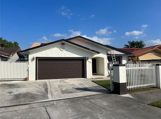 4921 SW 142nd Pl, Miami, FL 33175