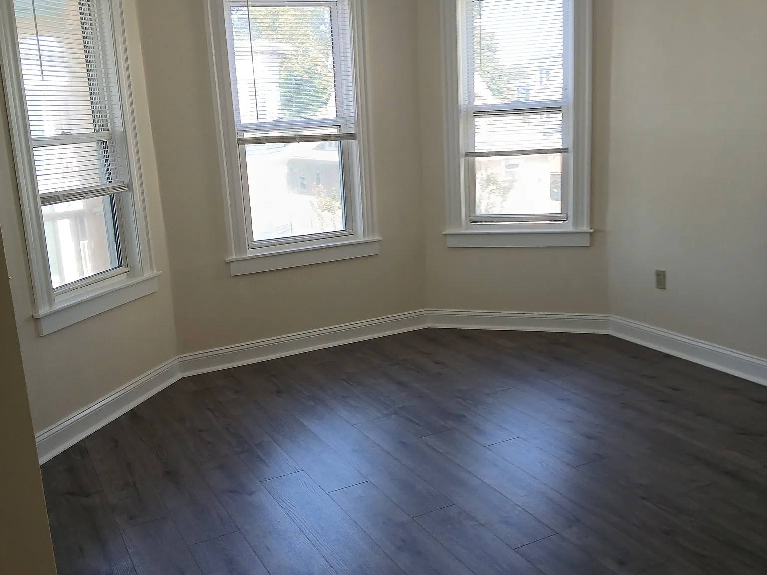 63 Woolson St — Photo 4