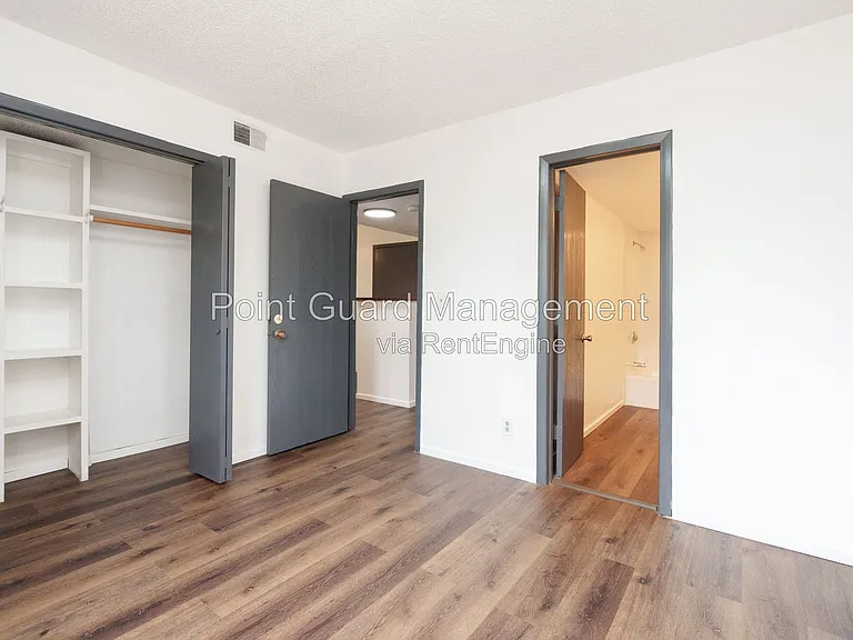 Midtown Place Apartments — Photo 38