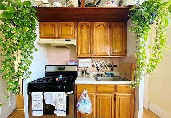 3rd image of 40-21 Astoria Blvd N #2