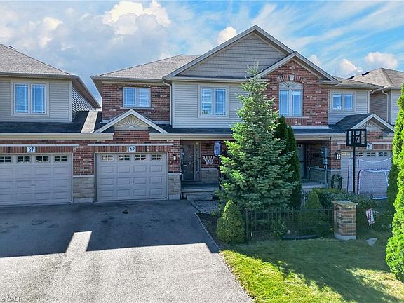2nd image of 69 Sumner Cres