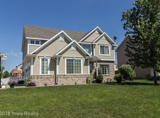 635 SE Carefree Ln, Waukee, IA 50263