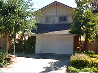 24592 Overlake Dr, Lake Forest, CA 92630