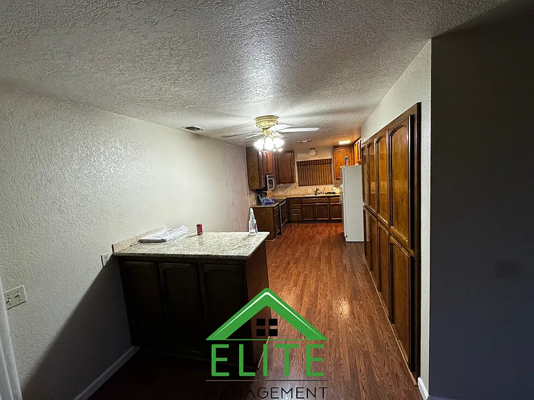 7221 Hedge Ave #1 — Photo 6
