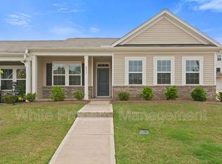 8817 Brakeman Dr, Waxhaw, NC 28173
