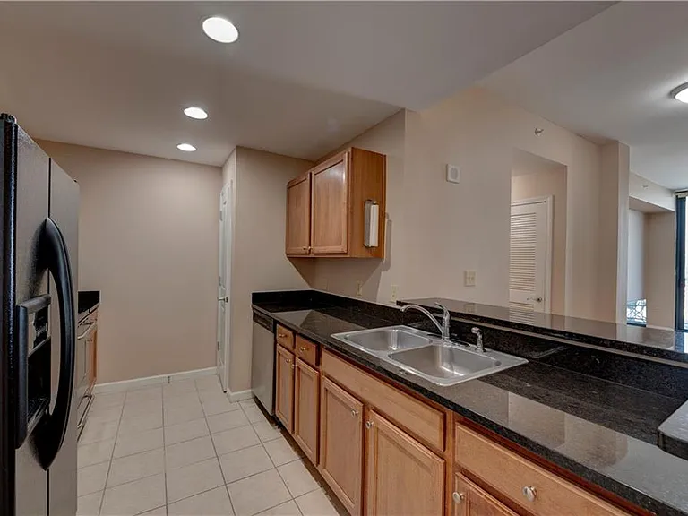 3040 Peachtree Rd NW #813 — Photo 7