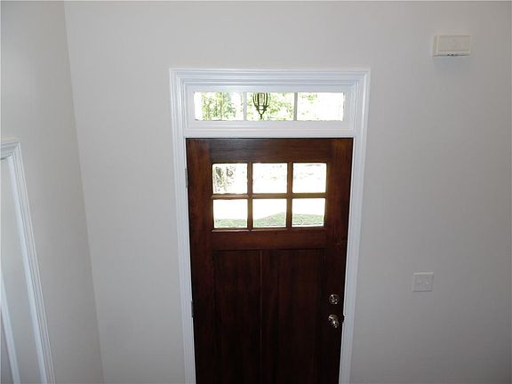3rd image of 775 Huiet Dr