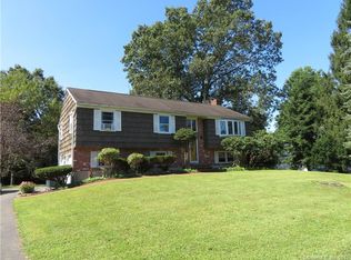 299 Redwood Ln, Cheshire, CT 06410
