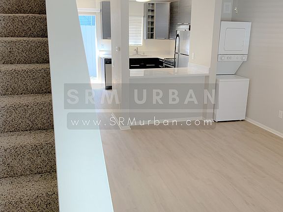 4th image of 3946 Kansas St #2