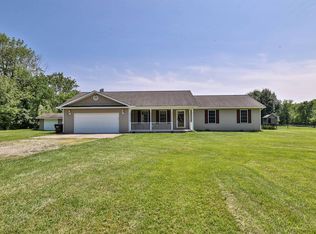 7483 Strout Rd, Clarksville, OH 45113