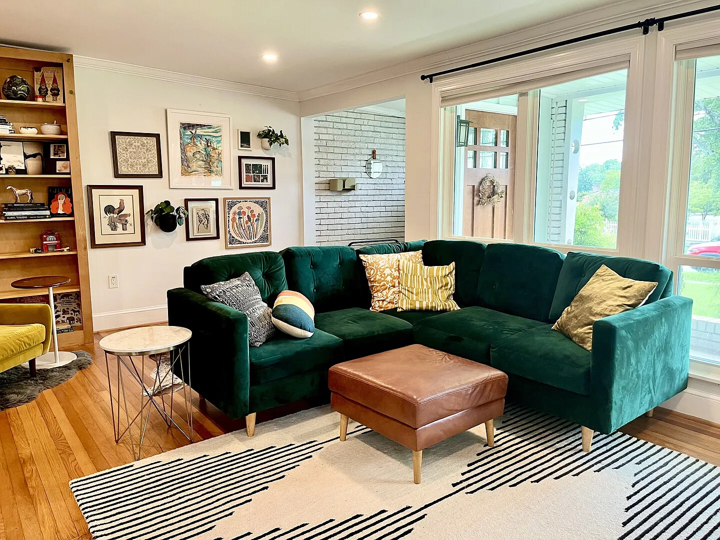 Mid-Century Modern Home Close to North Main | Fenced Yard & Garden | W — Photo 1