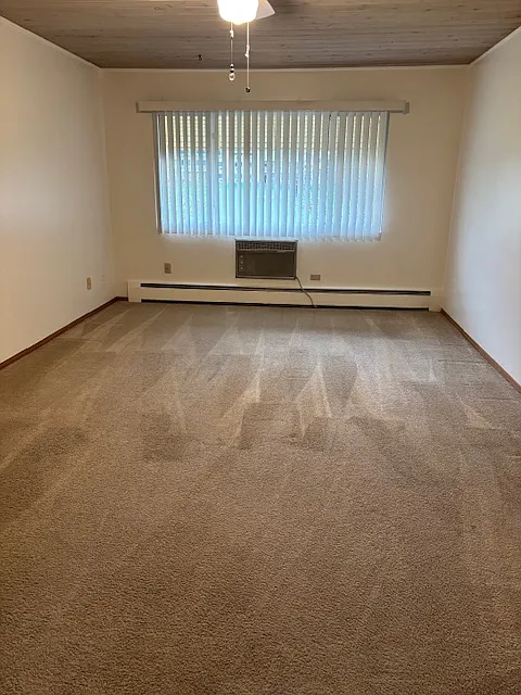 2 bed, 1200 sqft, $1,800 — Photo 4