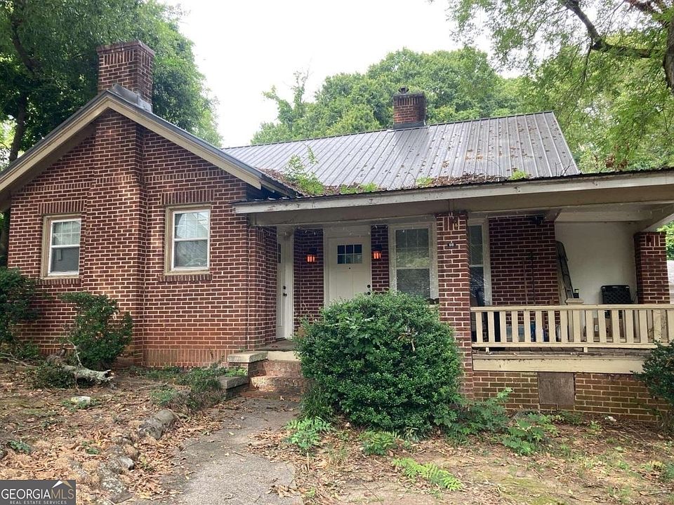 1st image of 618 Bradford St