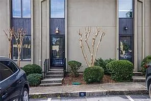 2 bed, 2.5 bath, 1798 sqft, $2,590 — Photo 2