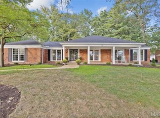 14257 Forest Crest Dr, Chesterfield, MO