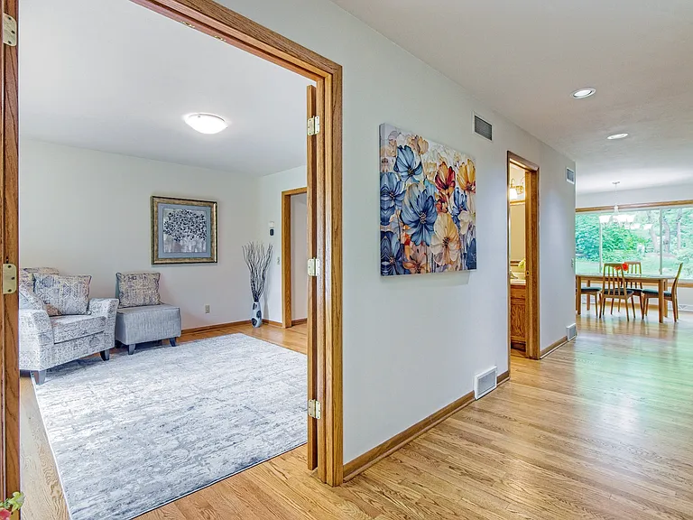 7126 New Washburn Way — Photo 38