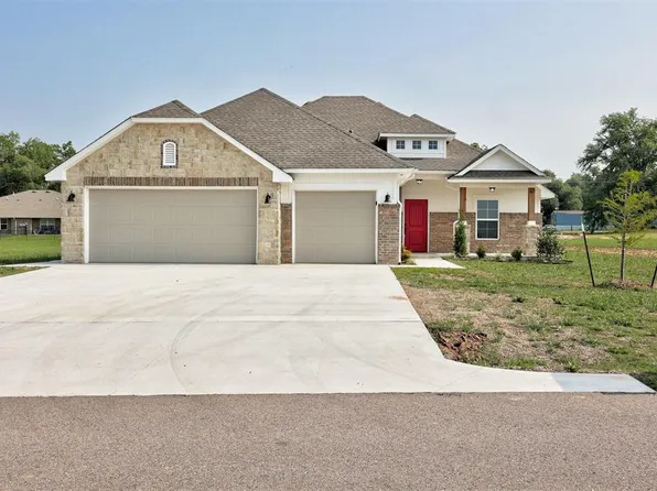 3301 Canadian Trails Ct, Noble, OK 73068