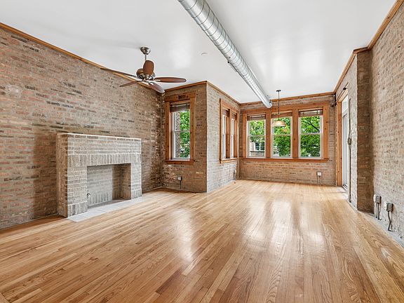 3rd image of 1637 W Pratt Blvd APT 1W