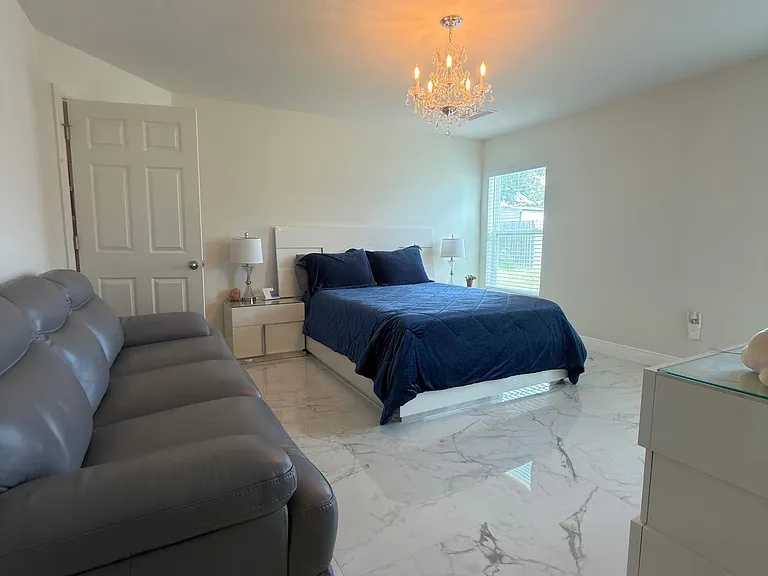 5363 NW Perez Ct — Photo 12