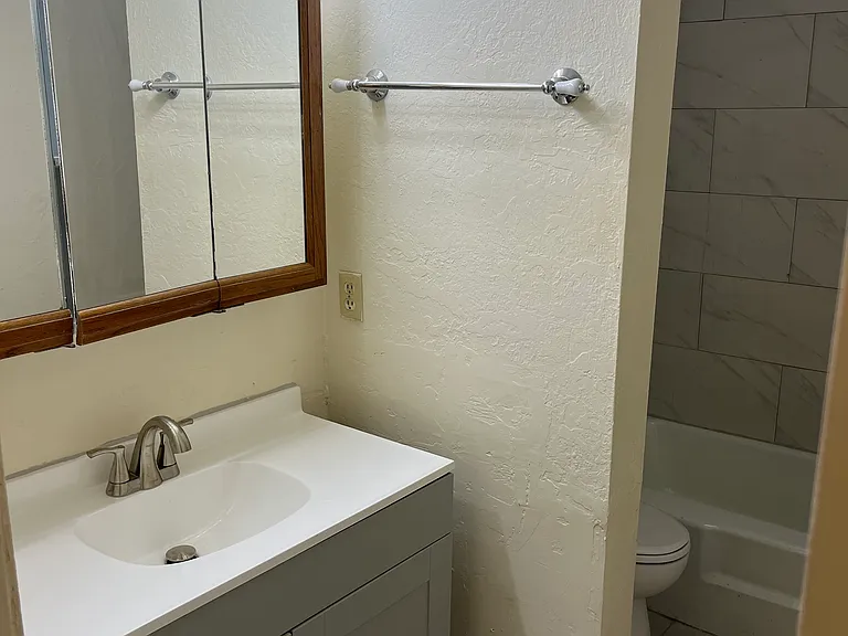 401 12th Ave SE #303 — Photo 7