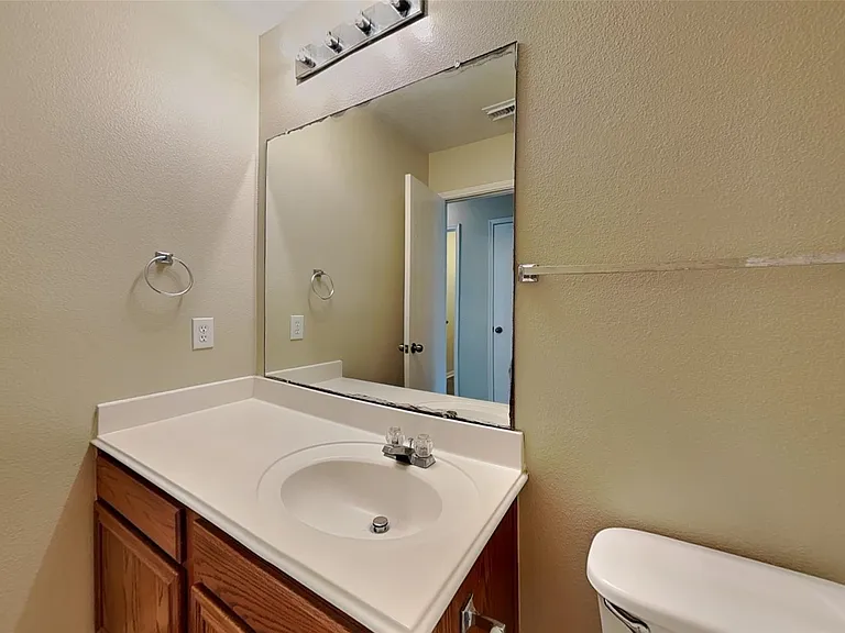 18018 Melissa Springs Dr — Photo 17