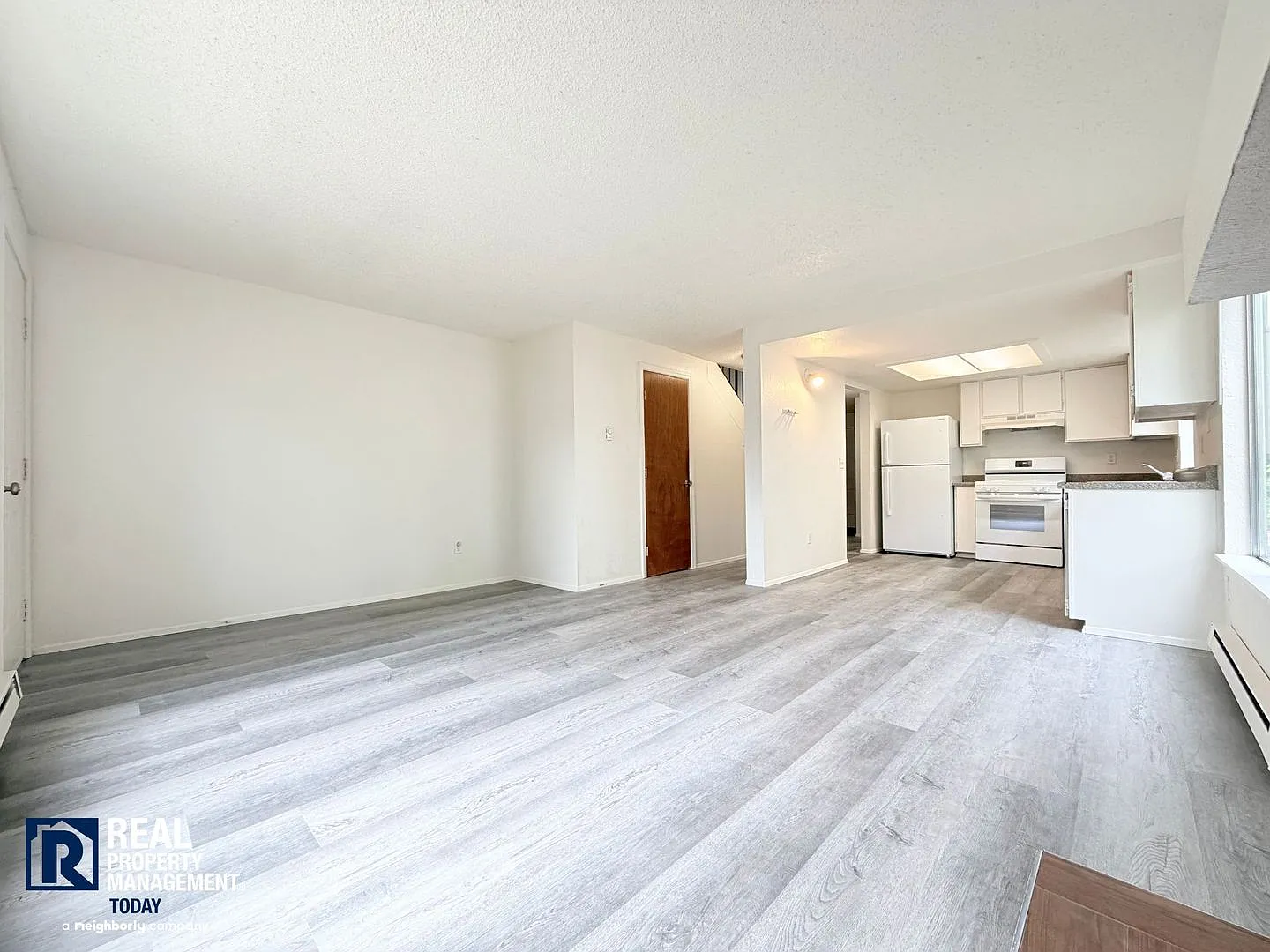 Tien Hong Duong Living Trust - 8410-8414 — Photo 4