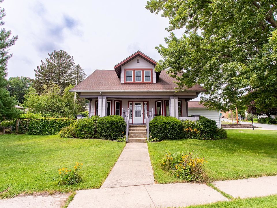 1st image of 801 Blake St