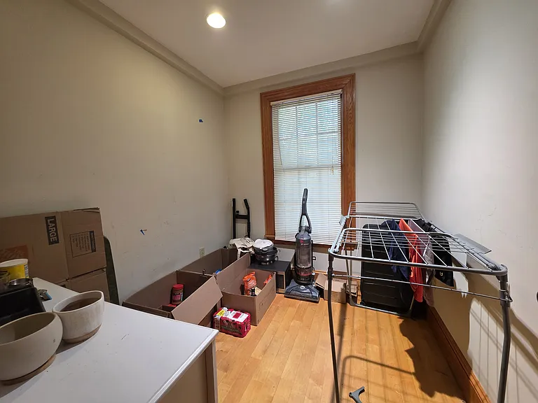 92 Gore St #A — Photo 12