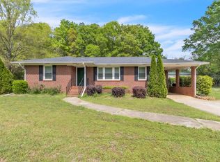 302 McGowan Ave, Abbeville, SC 29620
