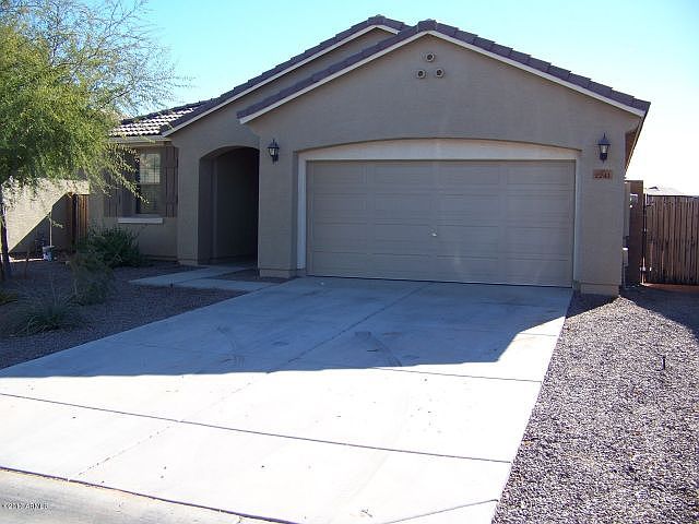 1st image of 1241 W Stephanie Ln