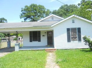 338 S Broadway St, Church Pt, LA 70525