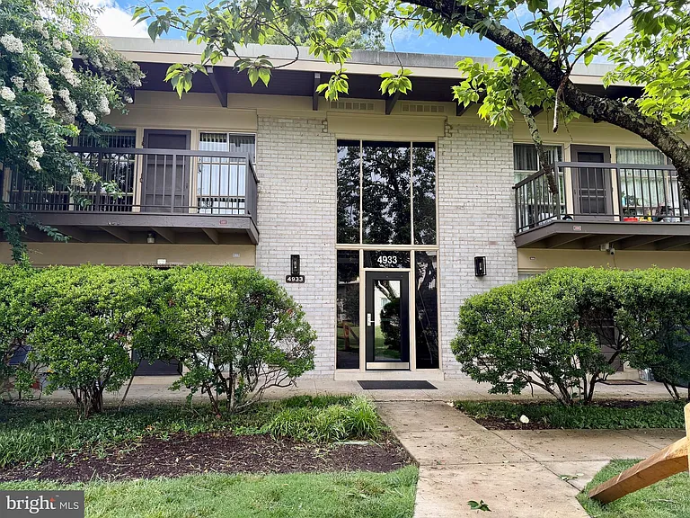 4933 Americana Dr #205 — Photo 1