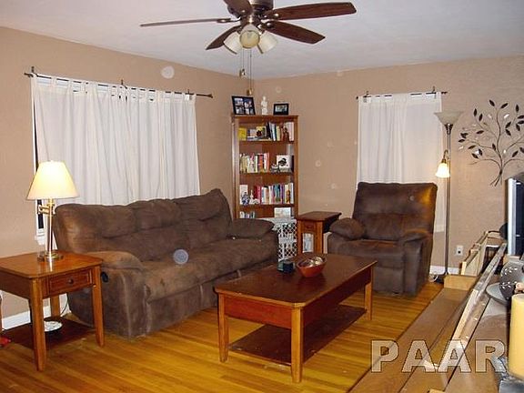 4th image of 1017 W Westwood Dr