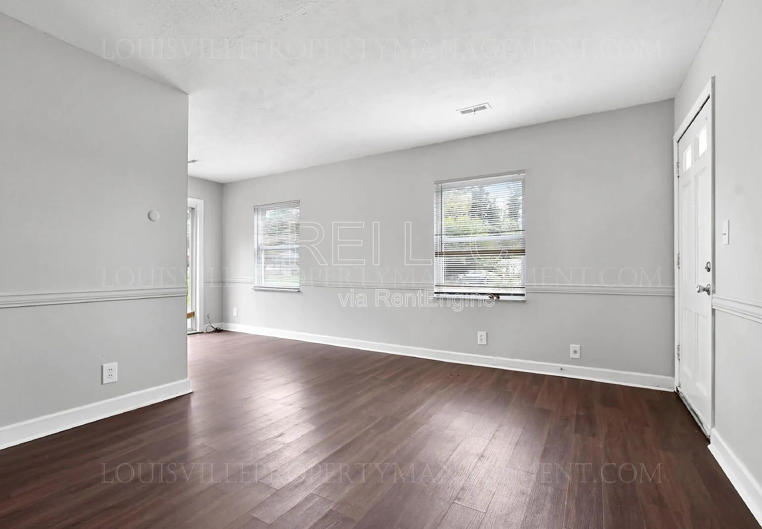 2 bed, 1.0 bath, 700 sqft, $975 — Photo 2