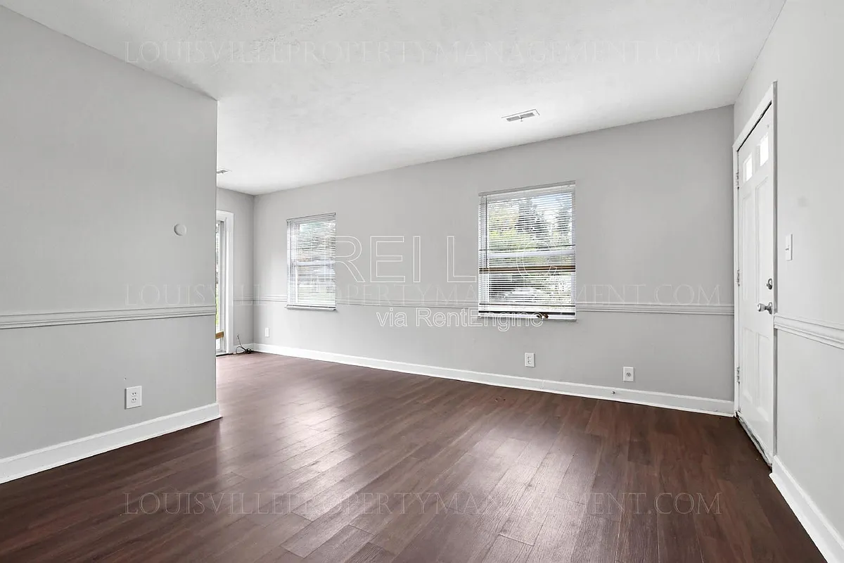 Building Photo - 8801 Malvern Hill Rd #2