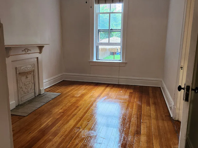 1819 S 8th St #1 — Photo 6