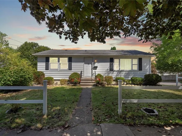 333 E 9th St, Oswego, NY 13126