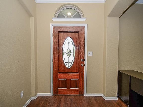3rd image of 6926 Stevenson Dr
