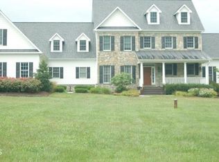 37728 Grovers Mill Ln, Purcellville, VA