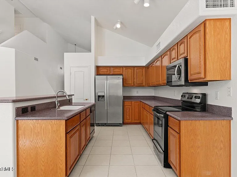 9297 E Blanche Dr — Photo 11
