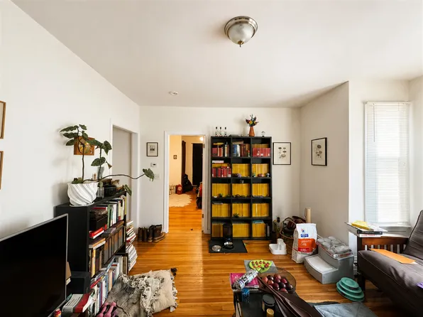104 Highland Ave, Somerville, MA