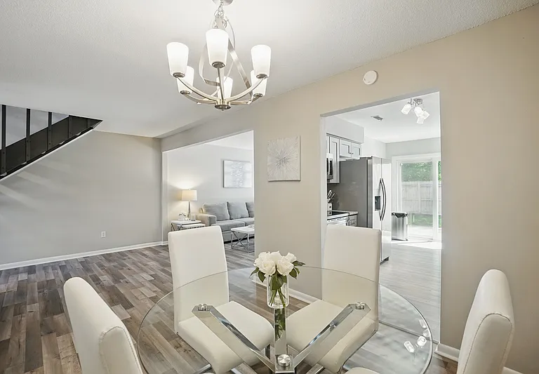 5009 Ashforth Ct — Photo 10