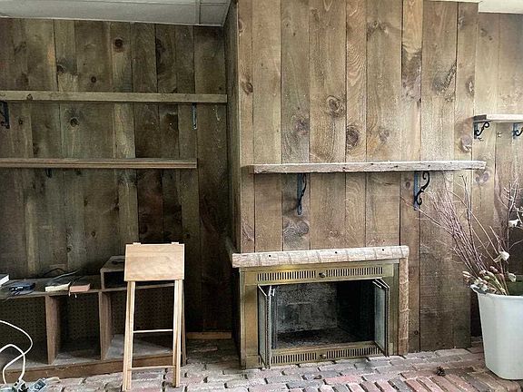 5th image of 204 Lincoln St
