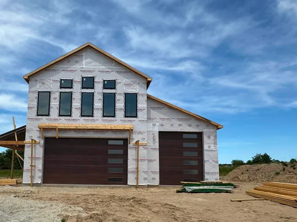 6552 N Tippy View Dr, Leesburg, IN 46538