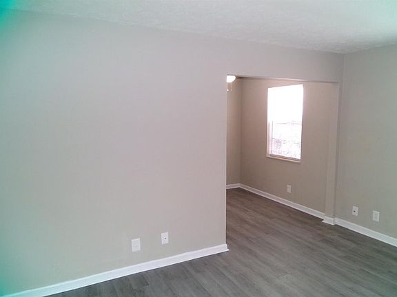 4th image of 110 Quachita Trl APT 1