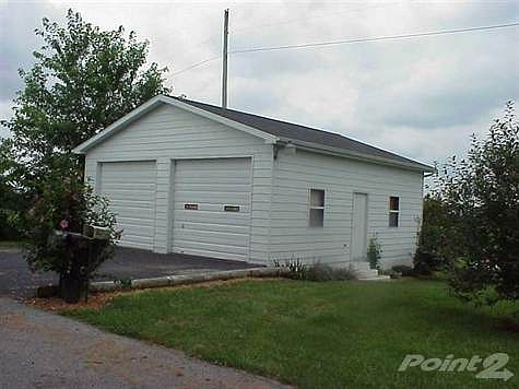 4th image of 2220 Main St