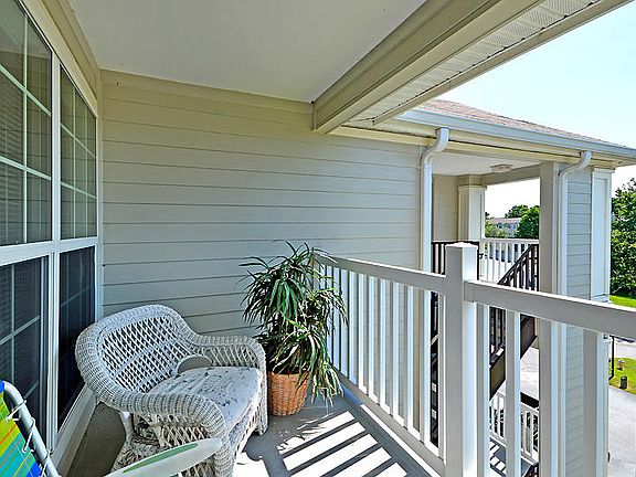 4th image of 700 Daniel Ellis Dr APT 7305
