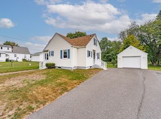 15 Grandview St, Chicopee, MA 01013